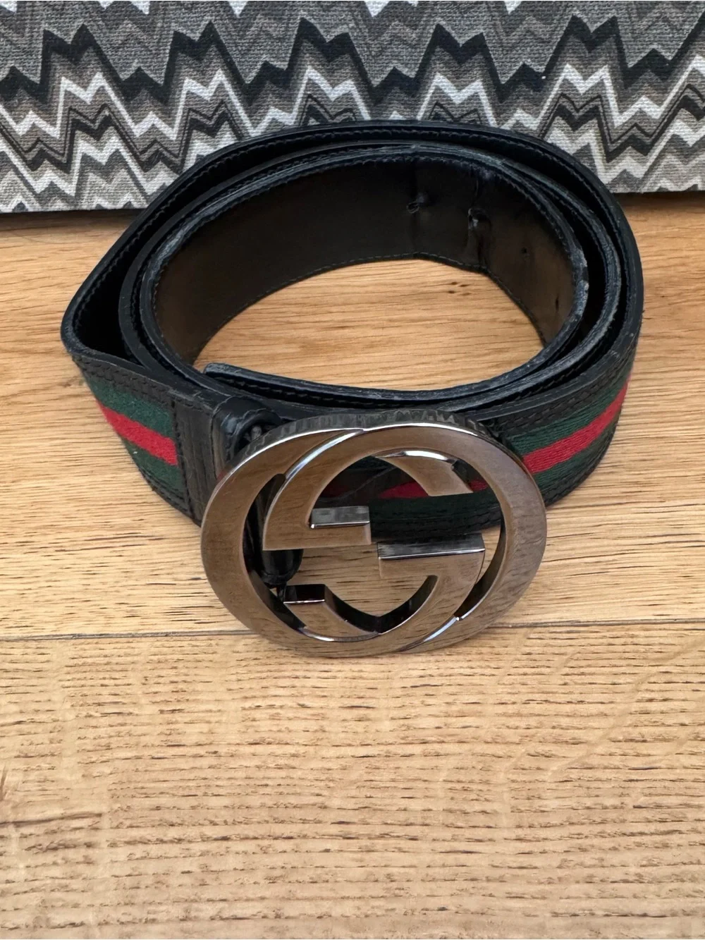 GUCCI MEN'S BLACK RED & GREEN WEB BELT WITH SILVER G BUCKLE SIZE 105 AUTHENTIC